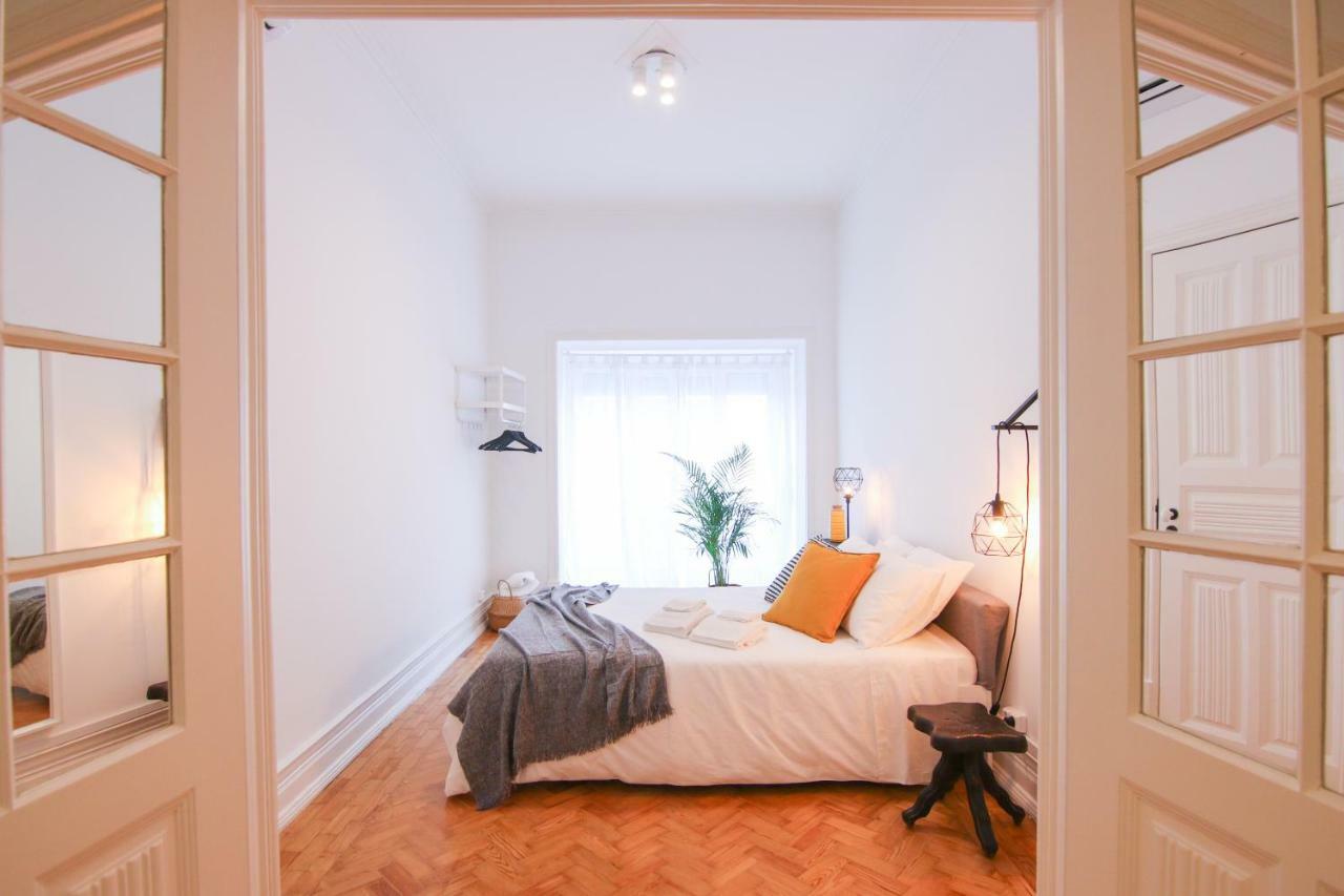 Amazing Apartment Fully Renovated In Center Lisbon Exterior photo